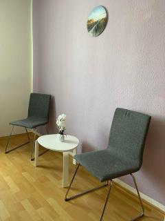 TOP LAGE 2 Zimmerwohnung mit Balkon und bester Aussicht in OG 2 links - Rostock - 1