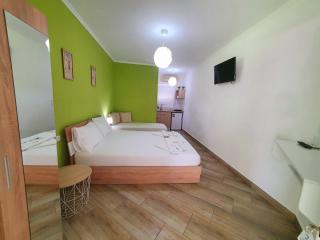 River rooms kriaritsi - Skála Sikiás - 7