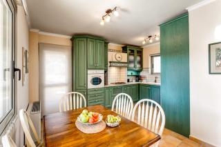 Villa Olive Grove by Villa Plus - Marathi - 5