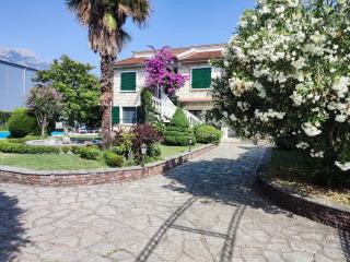 Leisure House Jovovic - 7