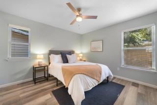 NEW Modern Bungalow Close to Downtown! Fully Fenced Yard - St. Augustine - 7