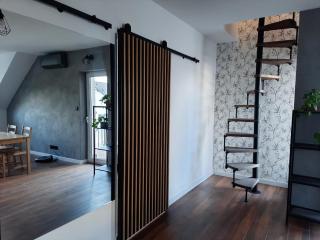 Uroczy apartament z dostępnym parkingiem - - 8