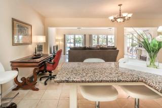 Waterfront Villa - Hollywood - 4