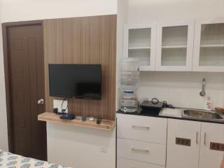 Pleasant one room with cooking space - 3