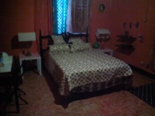 BUCKINGHAM VILLA -SUITES FULL KITCHEN-Rooms Variety - 6