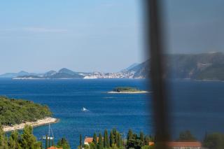 Stunning 2 bedroom Apartment - 2