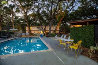 Queen's Court Inn - Saint Simons Island - 9