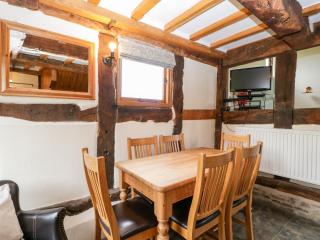 Stable End - Pembridge - 4