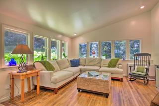Boone Cottage with Fire Pit and On-Site Creek! - Boone - 5