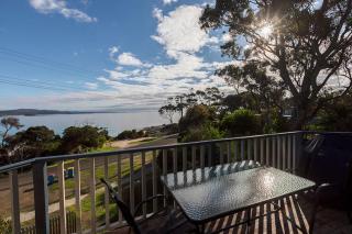 Front Row Beachfront - Binalong Bay - 0