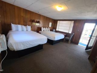 Royal Crest Inn - Hampton Beach - 4