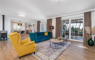 Stunning Home In Banjol - Banjol - 7