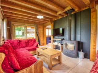 Chalet paisible à Morillon avec jacuzzi et proche des pistes skiables - FR-1-642-66 - Morillon - 9