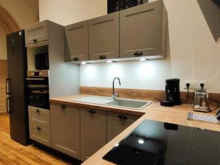 Appartement haut de gamme 113m², 6/8 pers, plein centre, 4 chambres, prestations de qualité - FR-1-234-280 - Cauterets - 5