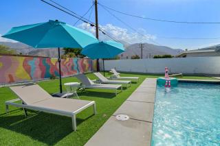 Mountain View Pink Paradise by Rather Be Properties - Palm Springs - 5