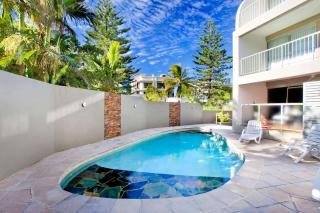 12 Cascades Top Floor Apartment In Prime Position - 7