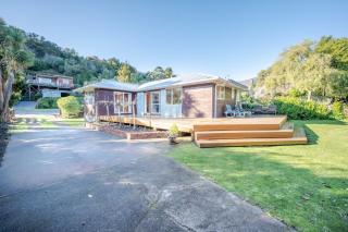 Woodills Wonderland - Akaroa Holiday Home - 0