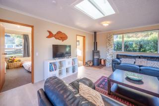 Woodills Wonderland - Akaroa Holiday Home - 8