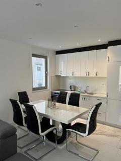 Luxury Two-Bedroom Apartment with Two Private Parking - Makarska - 7