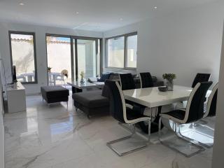 Luxury Two-Bedroom Apartment with Two Private Parking - Makarska - 3