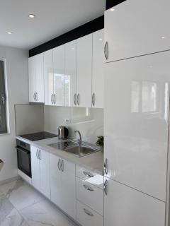 Luxury Two-Bedroom Apartment with Two Private Parking - Makarska - 5