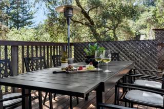Guerneville Escape Redwoods Deck BBQ Fire table - 5