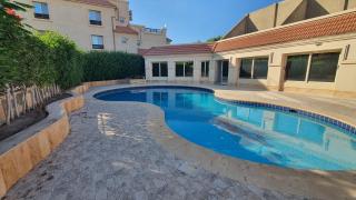 Rihana Studio & pool - 7