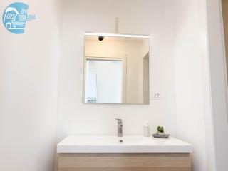 Basovizza 3 Nicole Tirabora Short Rent - 6