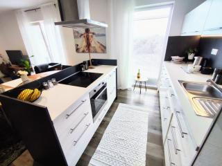 Sunshine apartment for 6 & Terrase & Free Parking - Žilina - 5