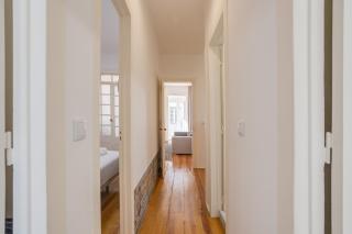 Hip & Renovated T.M. Flat in Bairro Alto - Lissabon - 3