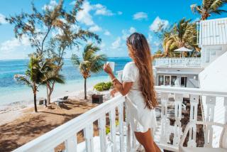 Astroea Beach Hotel - 8