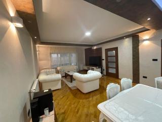 Hotel Royal Garden - 4