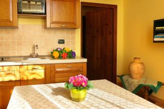 Spacious villa in Montecarotto with mountain view and pool - Casa Vici - 4
