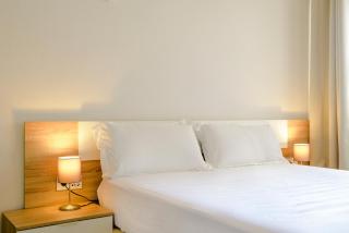 Estepona Marina with Sea Views, Pool and Parking - 6