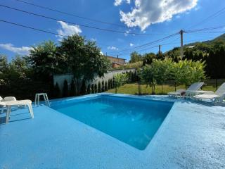 Pool Villa Sarajevo - Sarajevo - 5