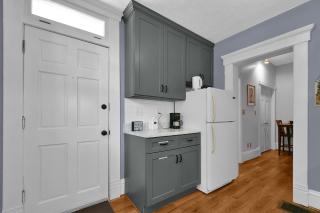 Modern Boho Stylish 1BR Near DT on Historic Street - Columbus - 2
