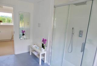 Ranmore Rise Retreat in the Surrey Hills - 1