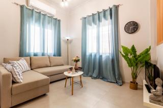 Apartment next to the sea! - Calamata - 0