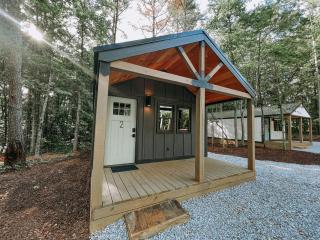 Cabin 2 One Bedroom W Kitchen - Hartwell - 0