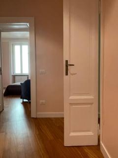 VIA DANTE APARTMENT - Milan - 4