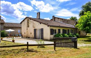 Nice Home In Laruscade With Wifi - Laruscade - 1