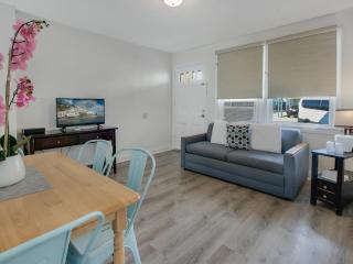 Daytona Inn and Suites - Wildwood - 2