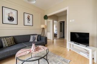 Spacious 2 Bedroom with Panoramic Bosphorus view - Istanbul - 2