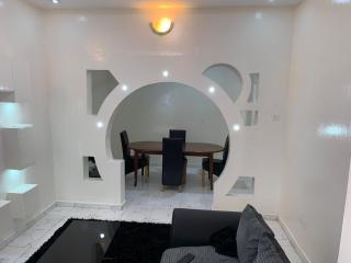 Matano Guest House - 8