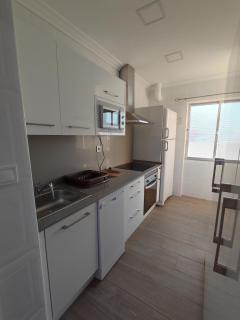 Precioso apartamento 3 dormitorios, aire acondicionado Jerez de la Frontera 10 minutos circuito y feria - Jerez de la Frontera - 3