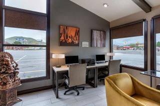 Best Western Sunridge Inn & Conference Center - Baker City - 5