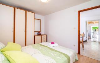 Amazing Home In Zaton Doli With Kitchen - Doli - 9