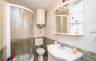 Amazing Home In Zaton Doli With Kitchen - Doli - 8