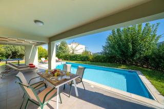 Villa Roses by Villa Plus - Karavomylos - 4