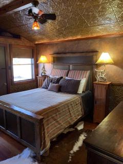 Tabasco Ranch - Antler Cabin - Comfort - 6
